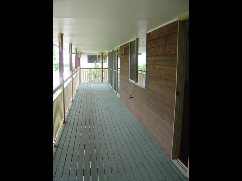 12 Waitara Place, Robina QLD 4226