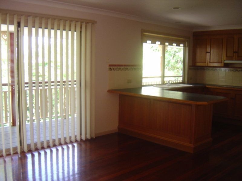 12 Waitara Place, Robina QLD 4226