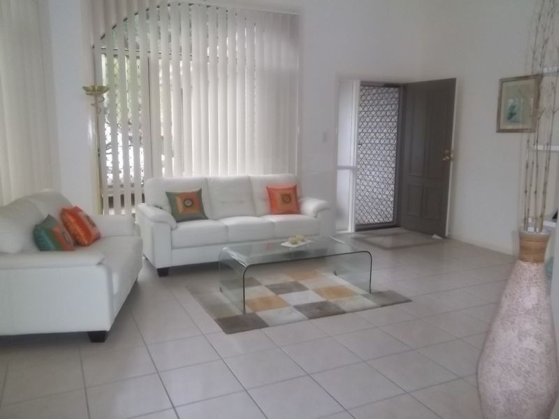 30 Sirec Way, Burleigh Heads QLD 4220