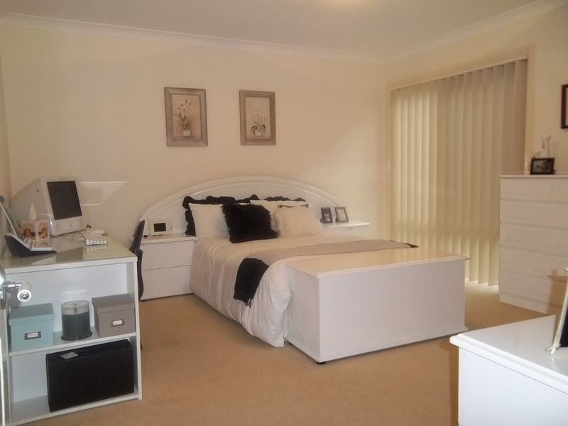 30 Sirec Way, Burleigh Heads QLD 4220