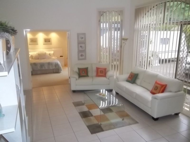 30 Sirec Way, Burleigh Heads QLD 4220