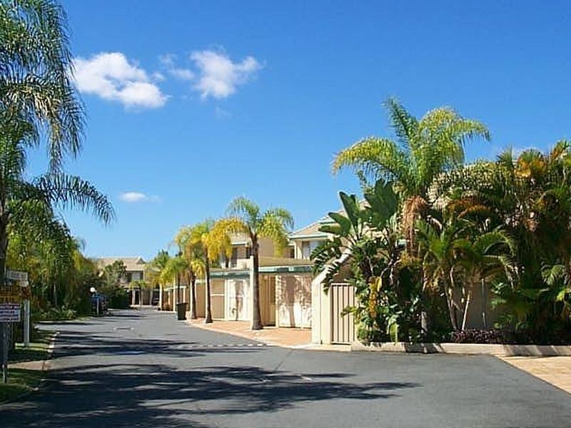 96/1 Resort Drive, Robina QLD 4226