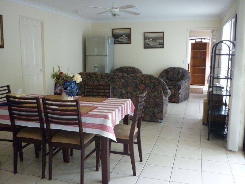 8 Jucara Avenue, Robina QLD 4226