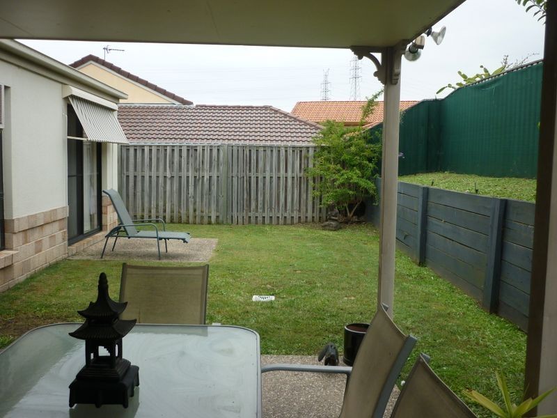 8 Jucara Avenue, Robina QLD 4226