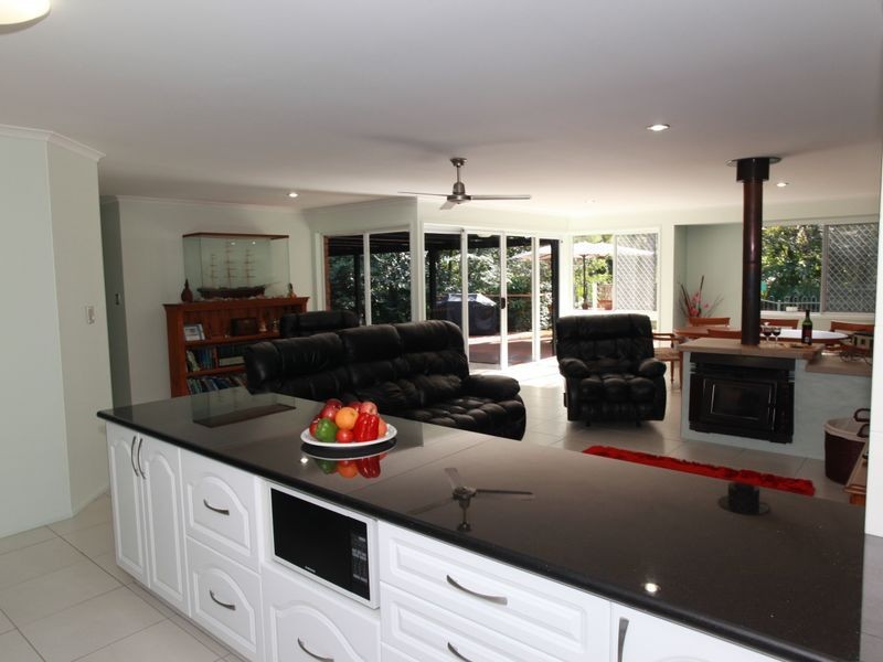 61 Carrington Road, Bonogin QLD 4213