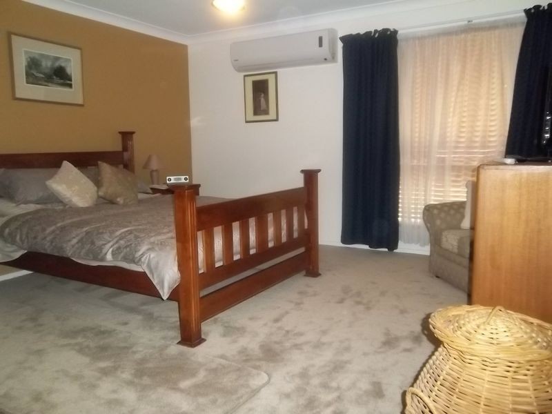 6 Laggan Court, Merrimac QLD 4226