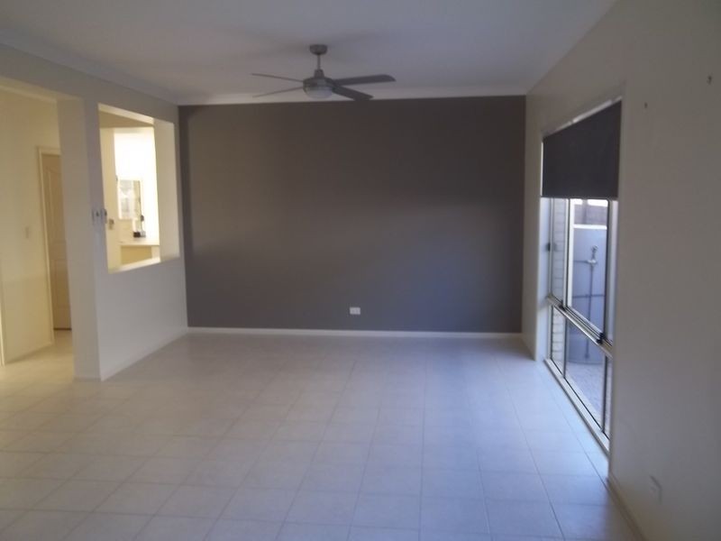 36 Ranier Crescent, Varsity Lakes QLD 4227