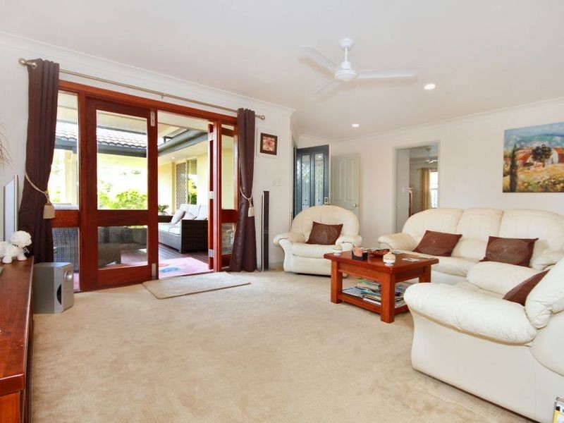 9 Springsure Drive, Mudgeeraba QLD 4213