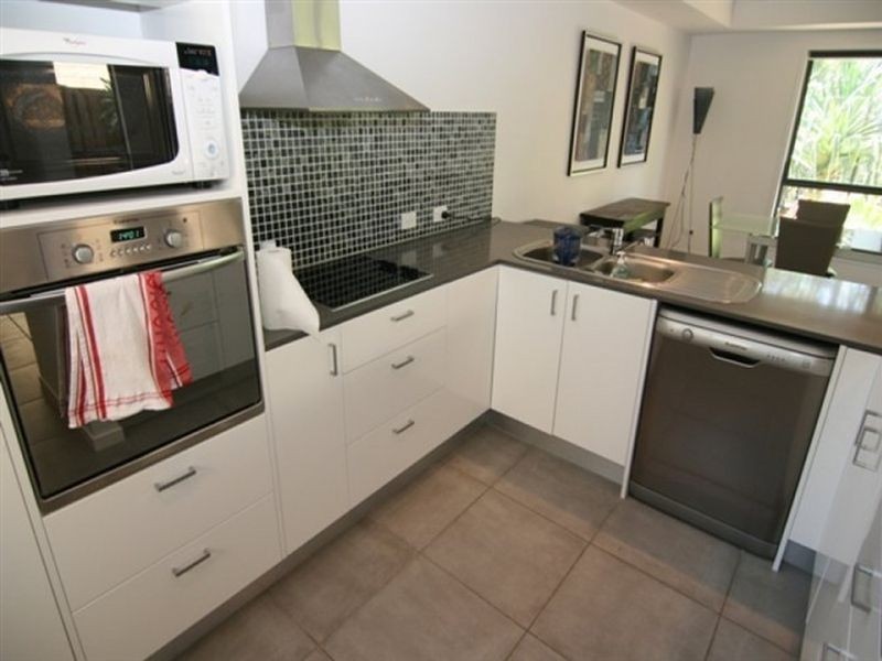 31 Royal Links Drive, Robina QLD 4226