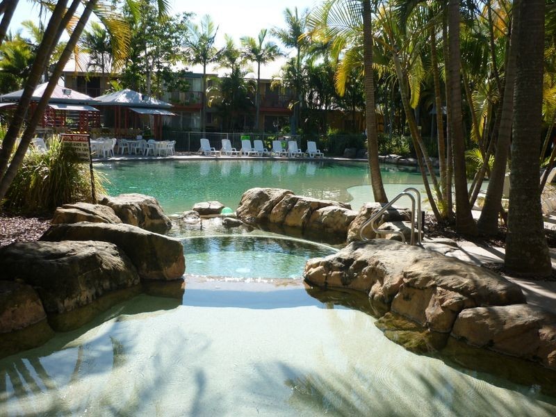 39/2320 Gold Coast Highway, Mermaid Beach QLD 4218