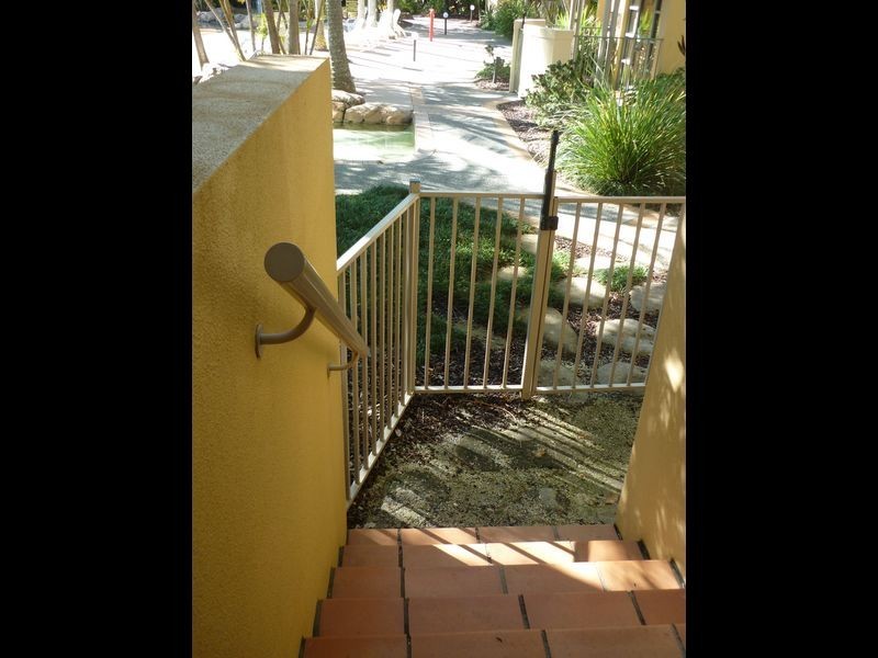 39/2320 Gold Coast Highway, Mermaid Beach QLD 4218