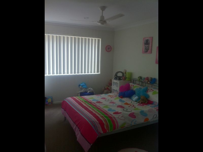 27 Banjo Crescent, Gilston QLD 4211