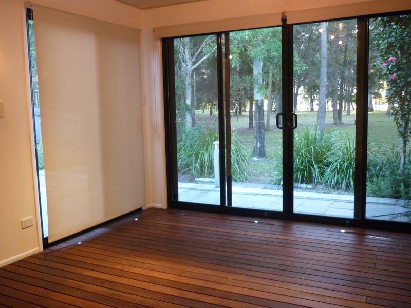 1/5 Woodgate, Paradise Point QLD 4216