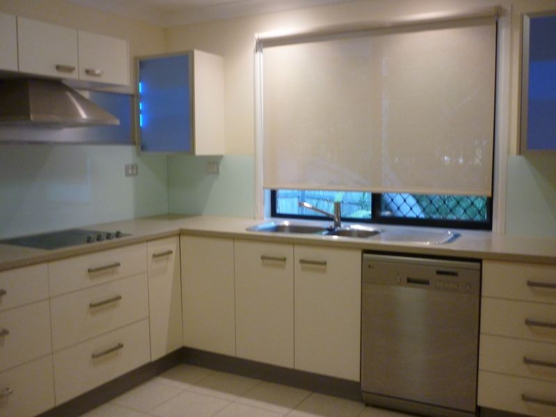 1/5 Woodgate, Paradise Point QLD 4216