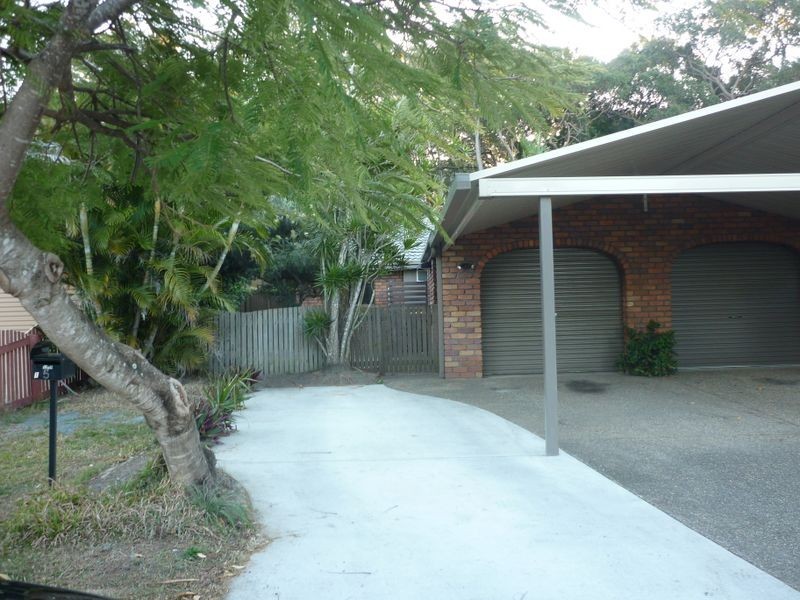 1/5 Woodgate, Paradise Point QLD 4216