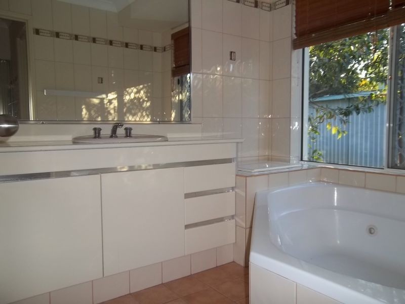 29 Moorabbin Place, Robina QLD 4226