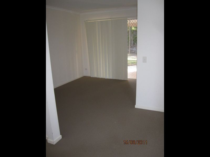 6 Bellbrook Close, Robina QLD 4226