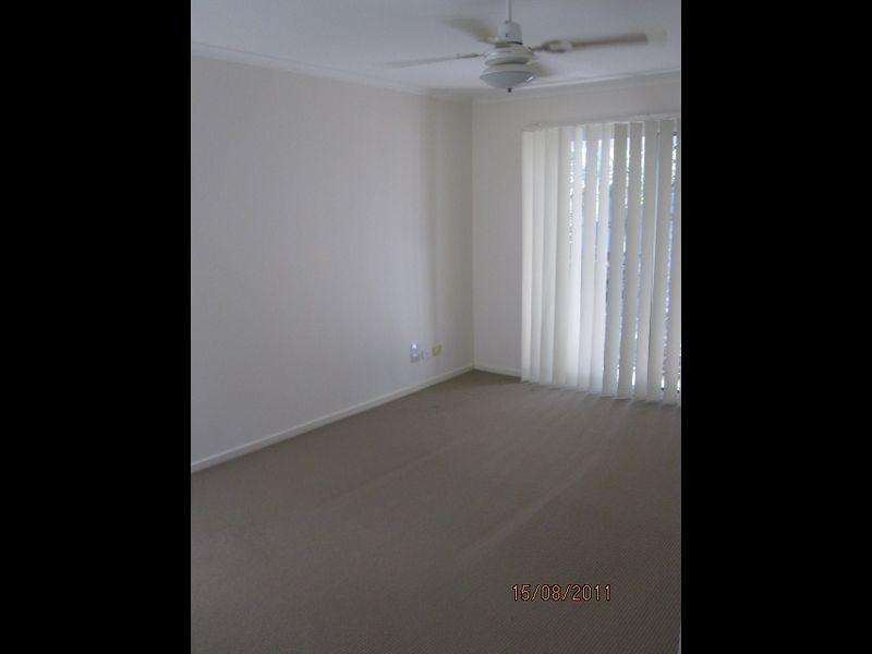6 Bellbrook Close, Robina QLD 4226