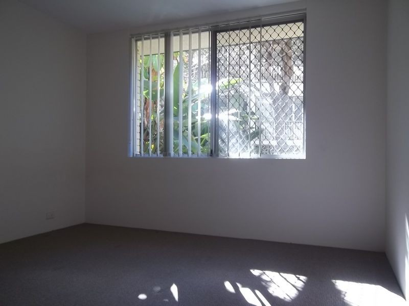 2/280 Hedges Avenue, Mermaid Beach QLD 4218