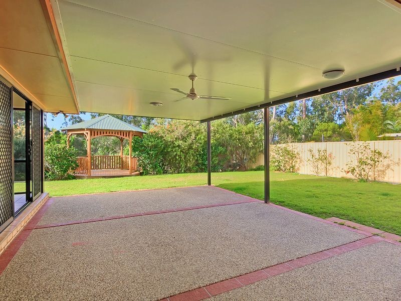 33 Straite Drive, Robina QLD 4226