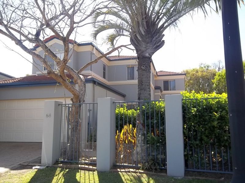 68 Martingale Circuit, Clear Island Waters QLD 4226