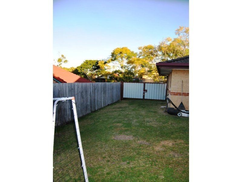 4 Willunga Streeet, Merrimac QLD 4226
