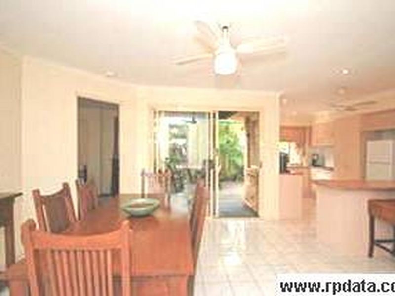 4 Grassmere Place, Robina QLD 4226