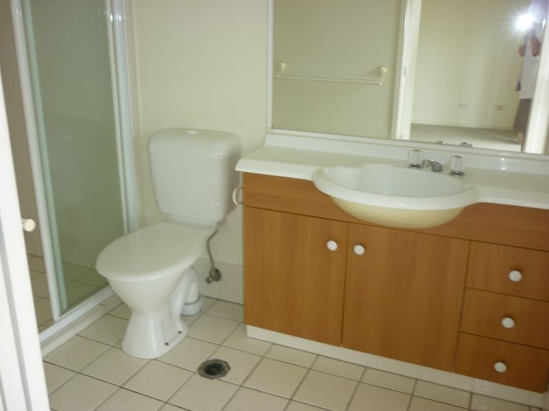 Varsity Lakes QLD 4227