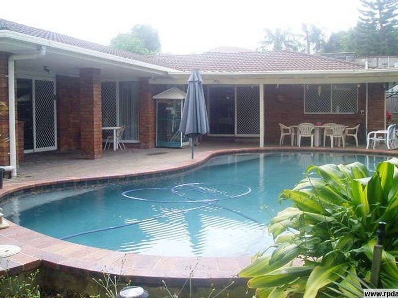 57 Highfield Drive, Merrimac QLD 4226