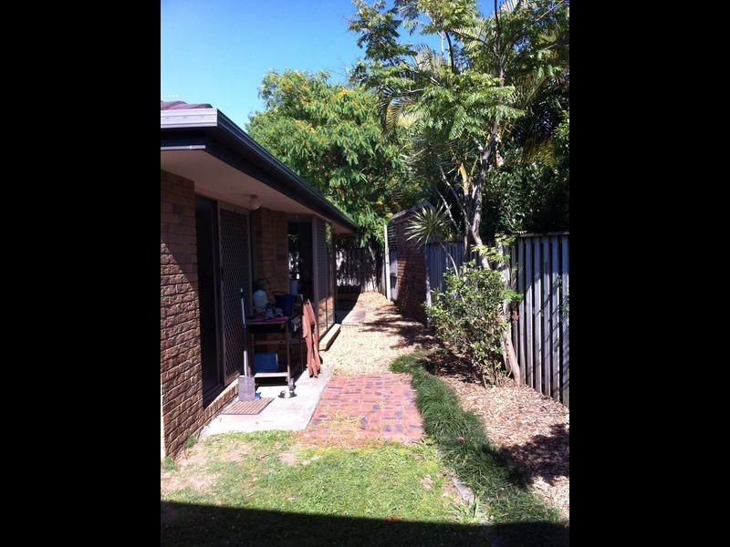 4 Pristine, Robina QLD 4226