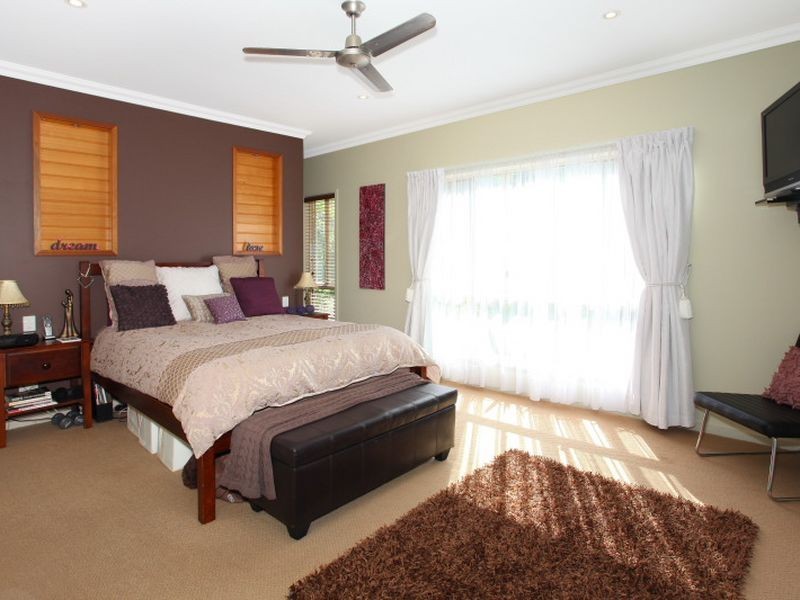 1 Stirling Court, Bonogin QLD 4213