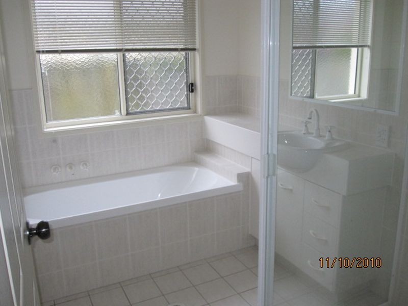 26 Madeline Street, Mudgeeraba QLD 4213