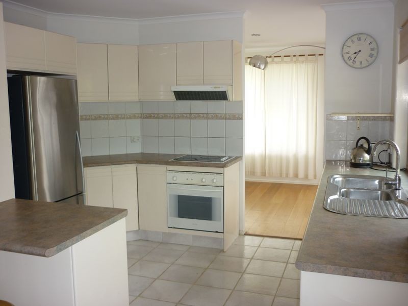 16 Kilburn St  (Cnr Kingsgrove &, Robina QLD 4226