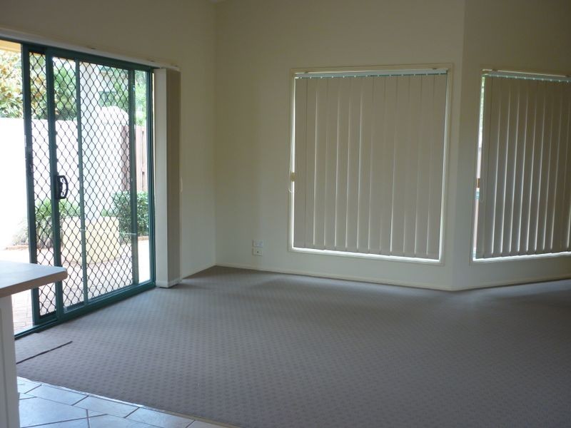 18 Highgate Lane, Robina QLD 4226