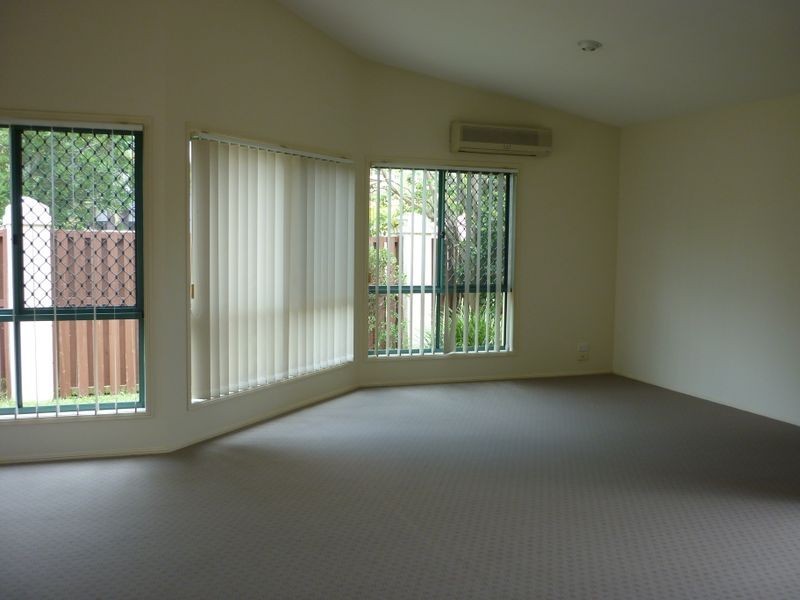 18 Highgate Lane, Robina QLD 4226