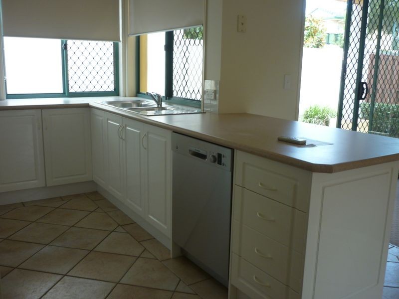 18 Highgate Lane, Robina QLD 4226