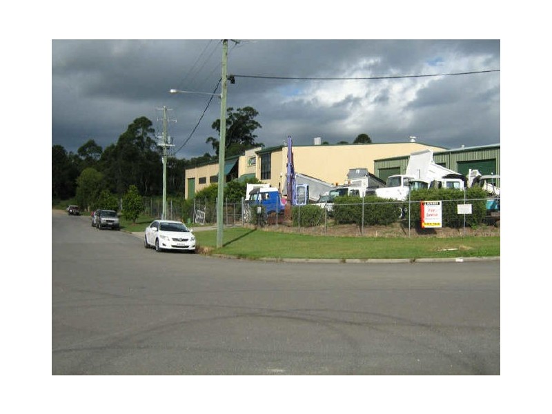 2 Johnson Ct, Cooroy QLD 4563