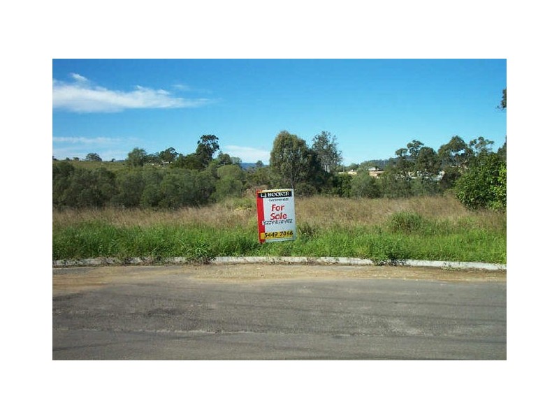 2 Railway Ct, Glanmire QLD 4570