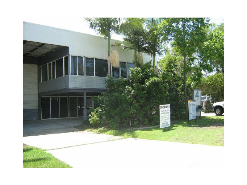 2/4 Action St, Noosaville QLD 4566