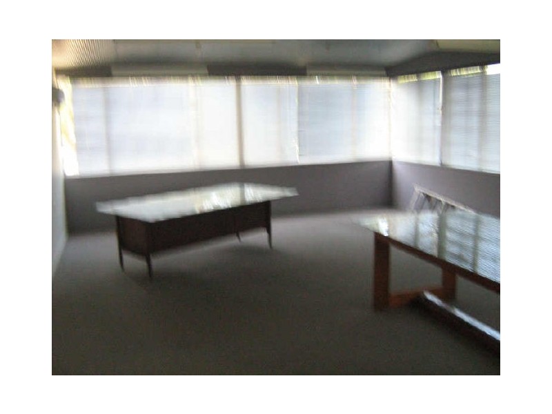 2/4 Action St, Noosaville QLD 4566