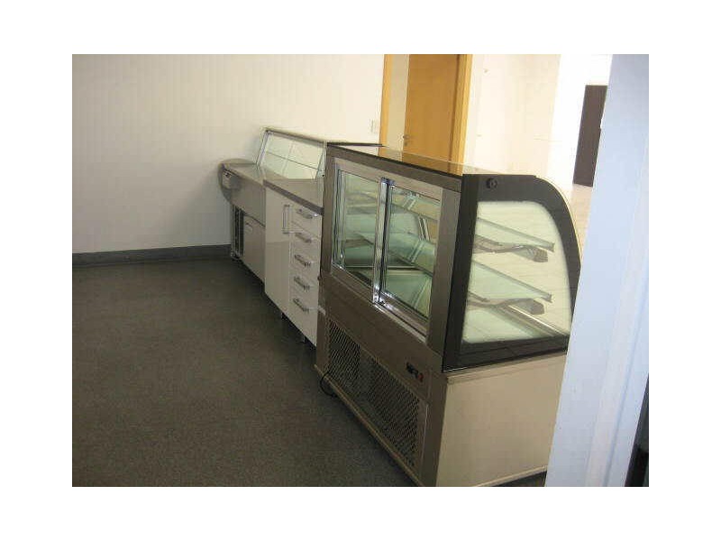 1a/1 Gateway Dr, Noosaville QLD 4566