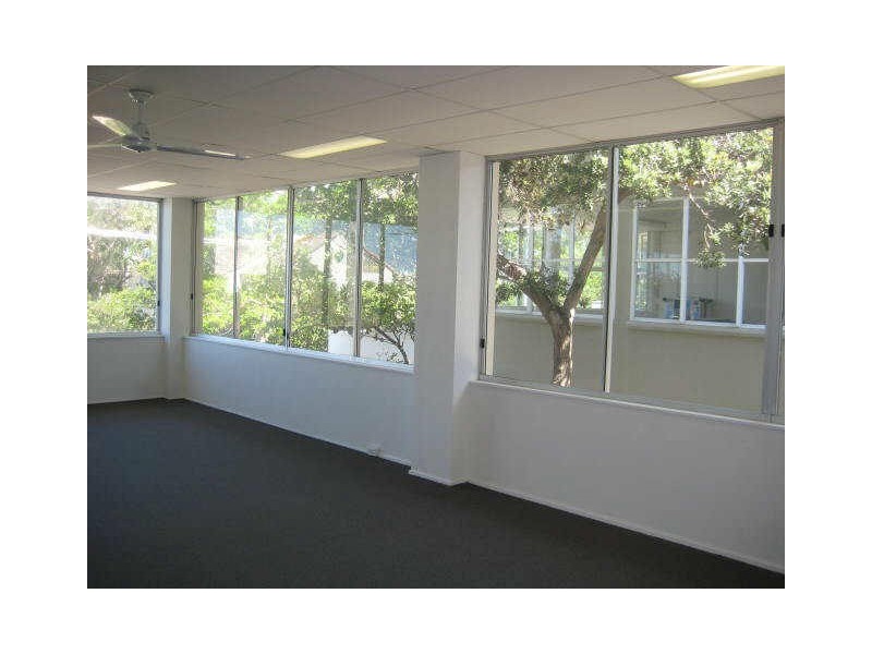 10 Grebe St, Peregian Beach QLD 4573