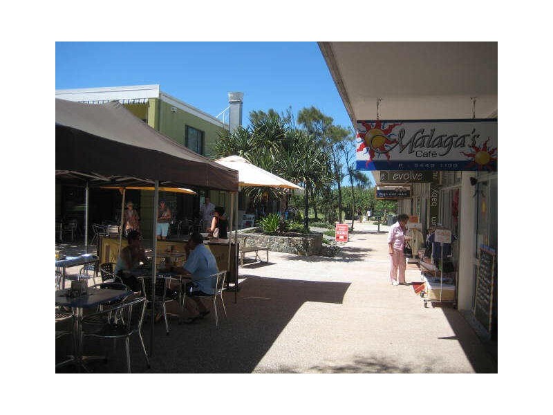 10 Grebe St, Peregian Beach QLD 4573