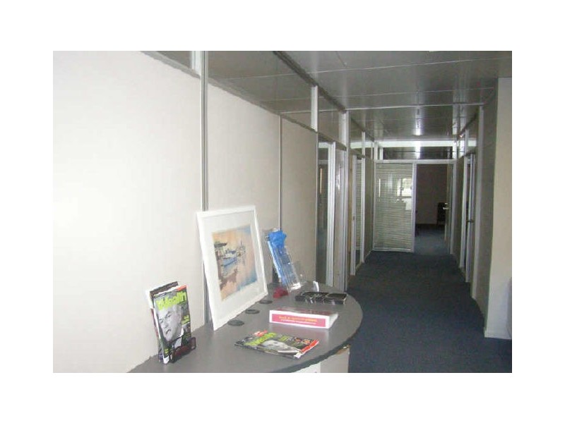 8 Sunshine Beach Rd, Noosa Heads QLD 4567