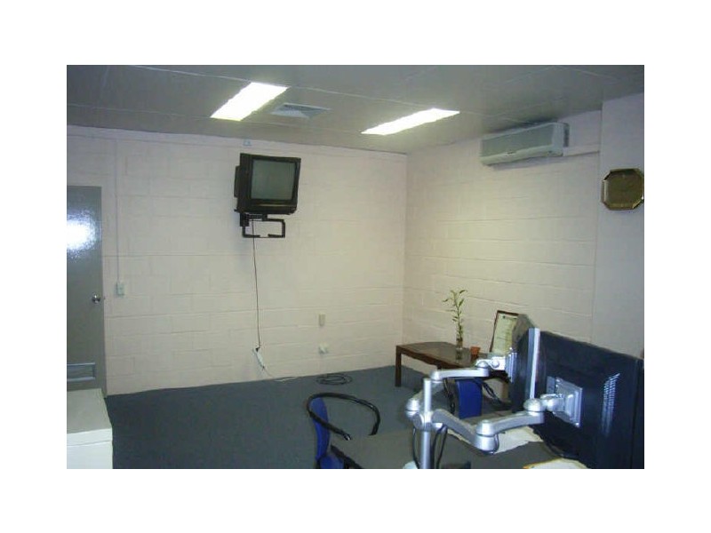 8 Sunshine Beach Rd, Noosa Heads QLD 4567