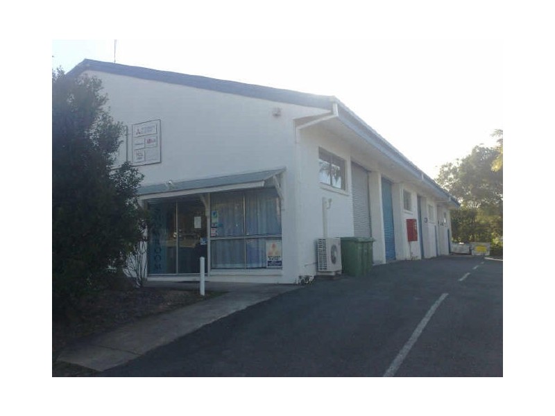 Units 1 & 2/5 Rene St, Noosaville QLD 4566
