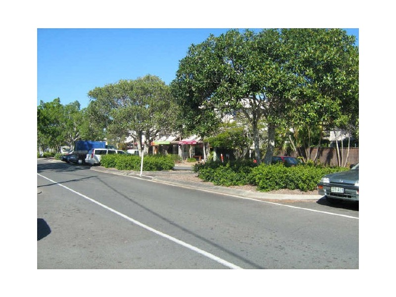 2/10 Thomas St, Noosaville QLD 4566