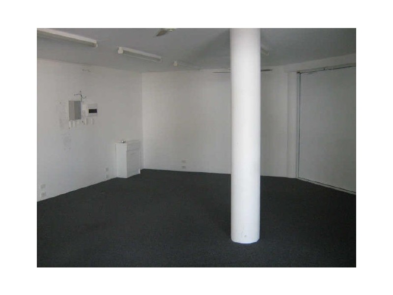 2/10 Thomas St, Noosaville QLD 4566