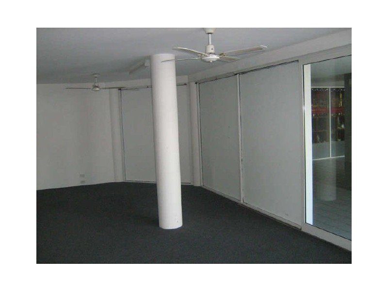 2/10 Thomas St, Noosaville QLD 4566