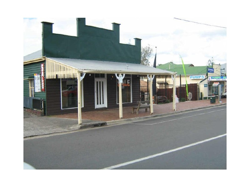 5a Diamond St, Cooroy QLD 4563